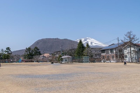 20190406yagasaki-park-hanareyama_asamayama.jpg